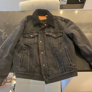 Mens Levi’s Sherpa denim trucker jacket